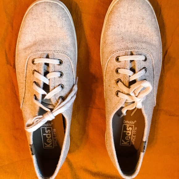 Keds Ortholite Tan Wool Sneakers - Picture 3 of 10